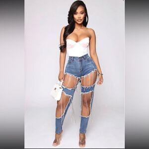 Fashion‎ nova diamond tears midrise skinny jeans Size M D40